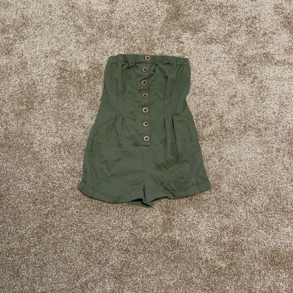 Jumpsuit - Picture 1 of 1